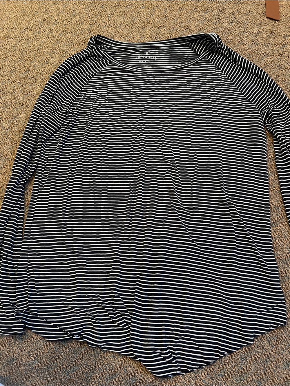 American Eagle Outfitters Black & White Striped Tee